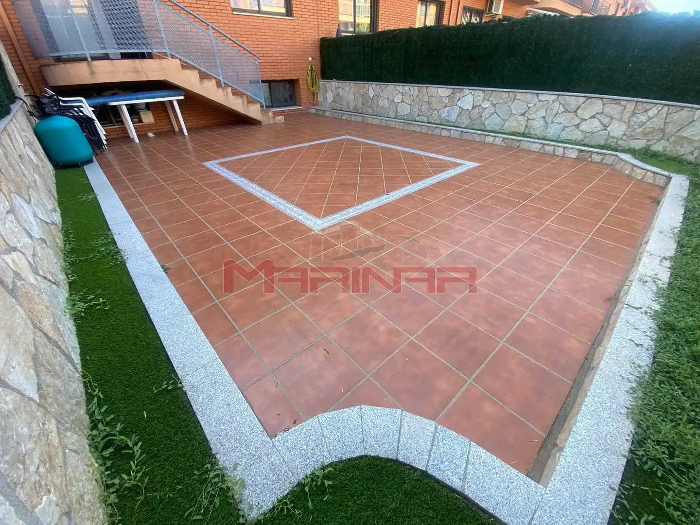 Terrasse von Einfamilien-Reihenhaus zum Verkauf in Seseña mit Heizung, Privatgarten und Terrasse