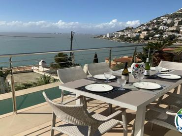 Villa con piscina in vendita a Avinguda de José Díaz Pacheco