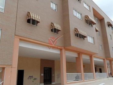 Local comercial en alquiler en CRISTOBAL HALFFTER