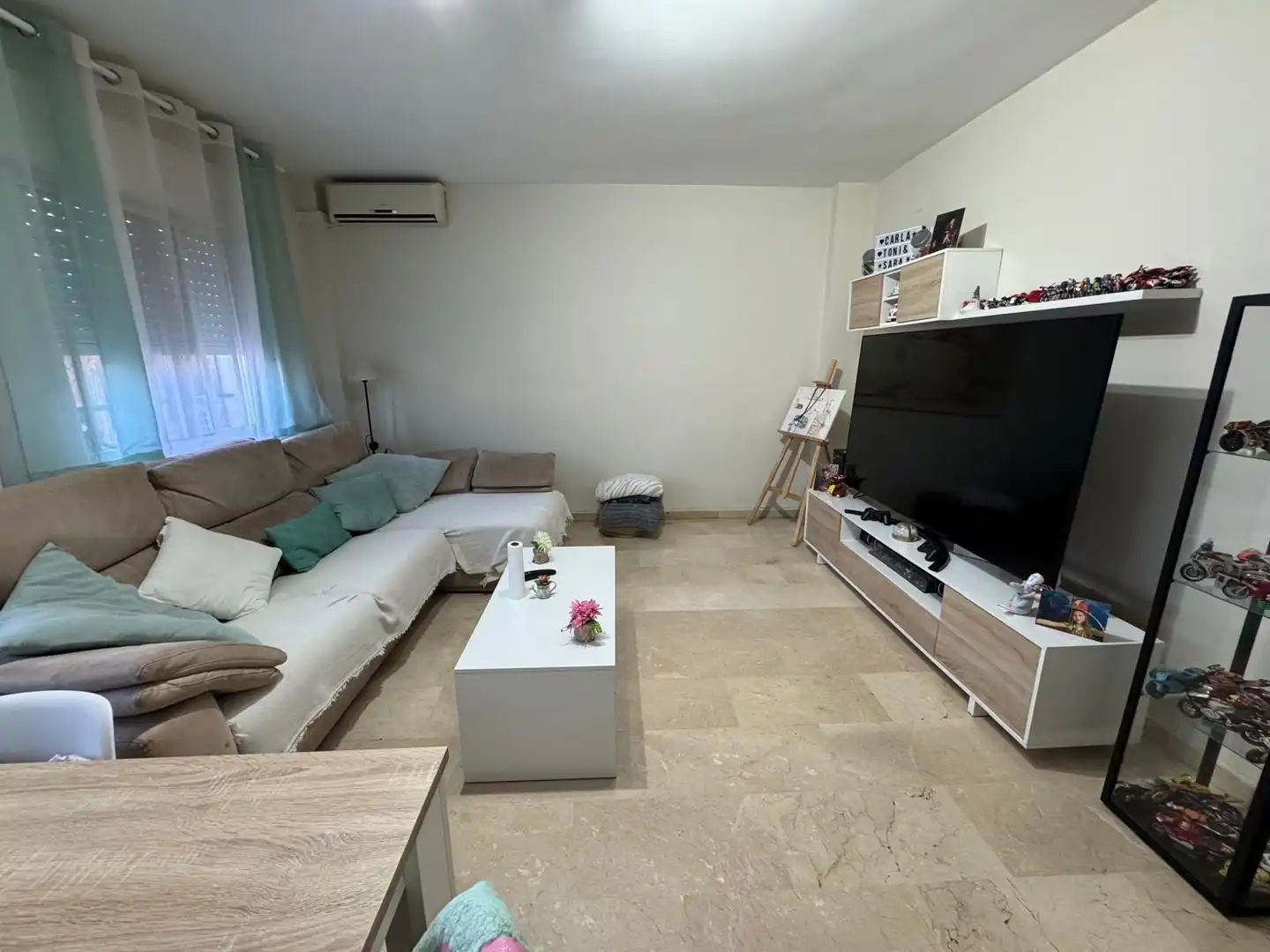 Sala d'estar de Casa adosada en venda en Miguelturra amb Aire condicionat i Calefacció