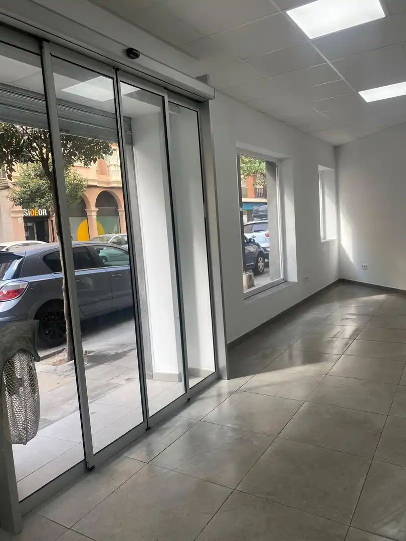 Local commercial à louer à Avenida de Vicente Blasco Ibáñez, imagen 3