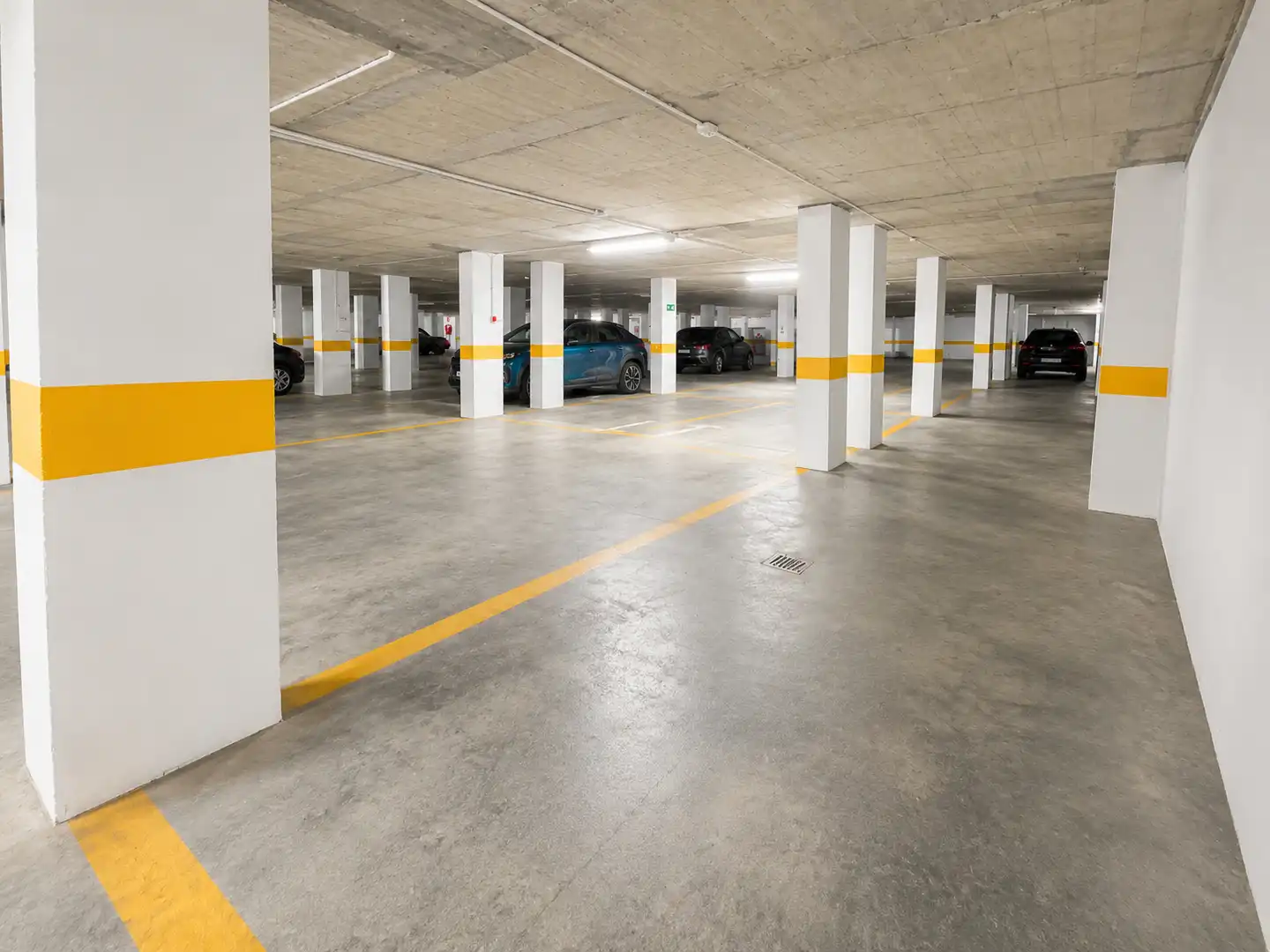 Parking de Piso en venta en Torrevieja con Aire acondicionado, Calefacción y Terraza
