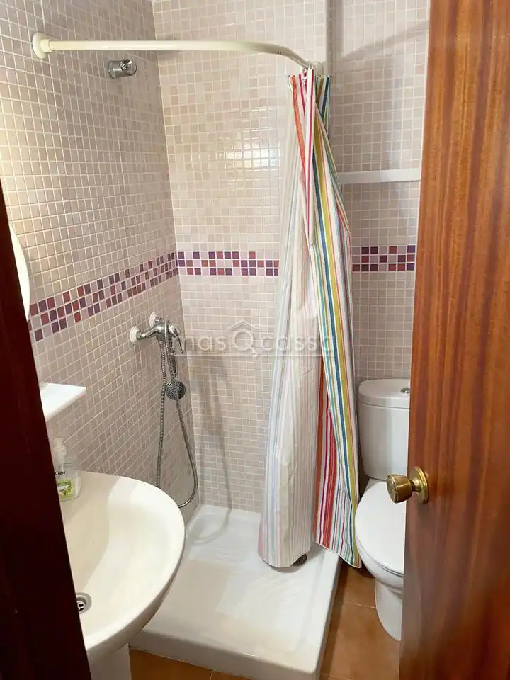 Flat for rent in Calle Gibraltar, San José - San Bernardo