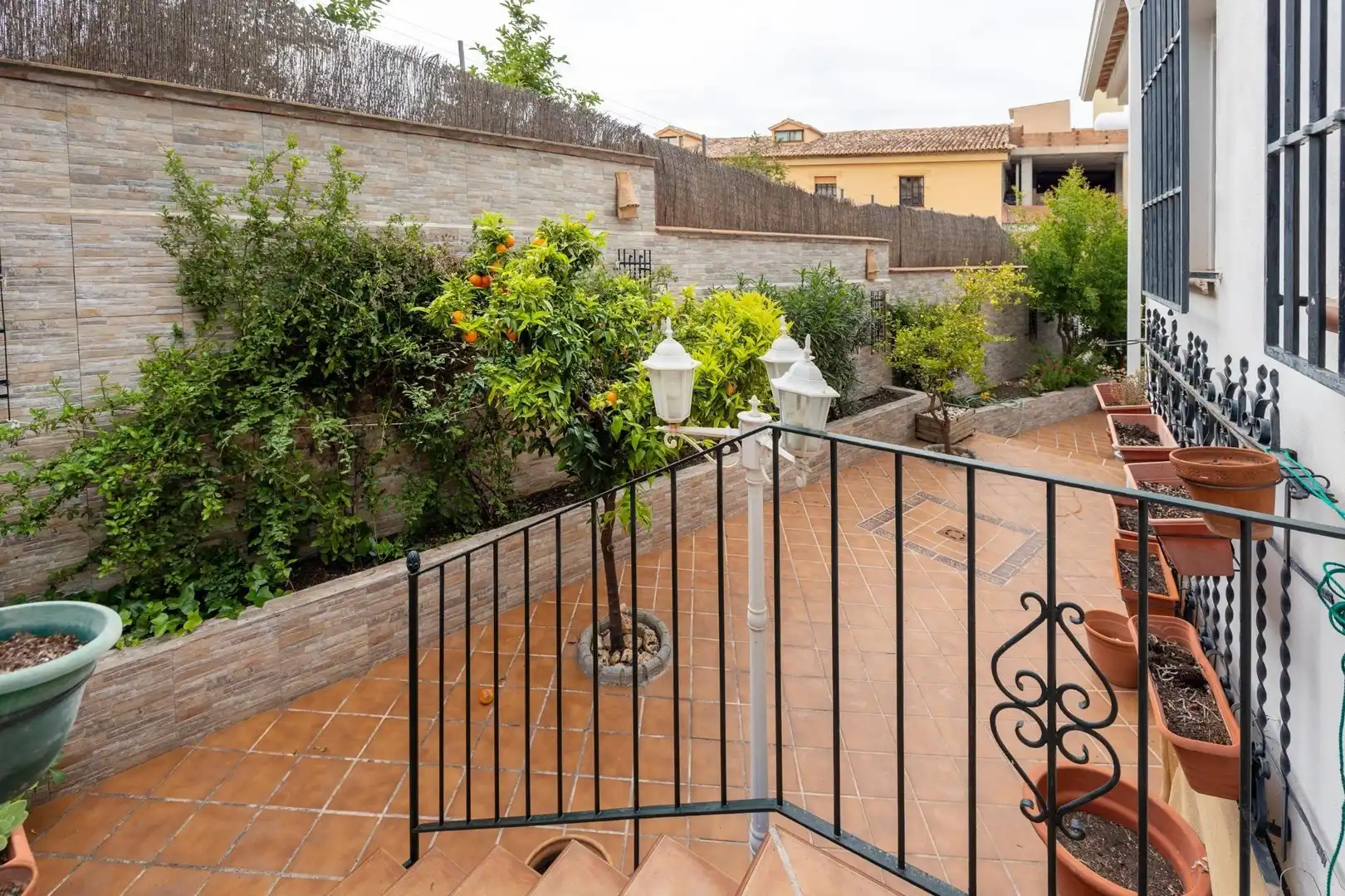 Terrace of Houses for sale in Barrio de la Vega