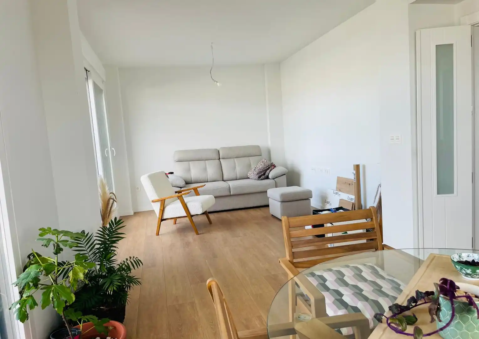 Sala d'estar de Àtic de lloguer en Zaragoza amb Calefacció, Parquet i Terrassa