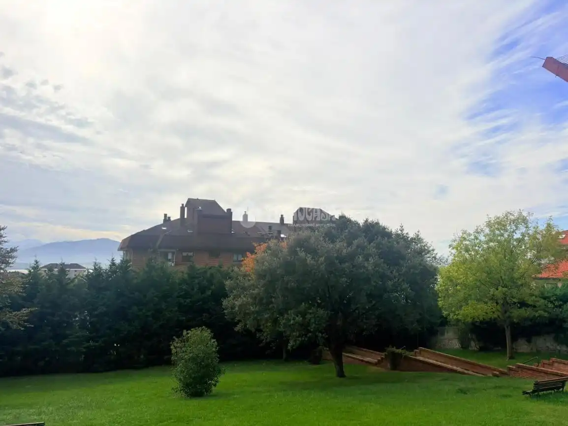 Vista exterior de Piso en venta en Santander con Calefacción y Terraza