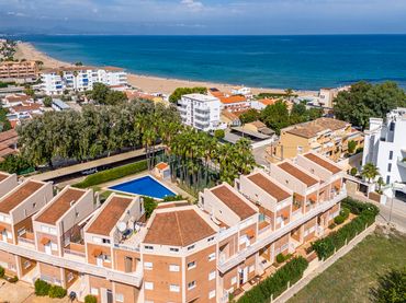 Attique avec piscine à vendre à Las Marinas / Les Marines