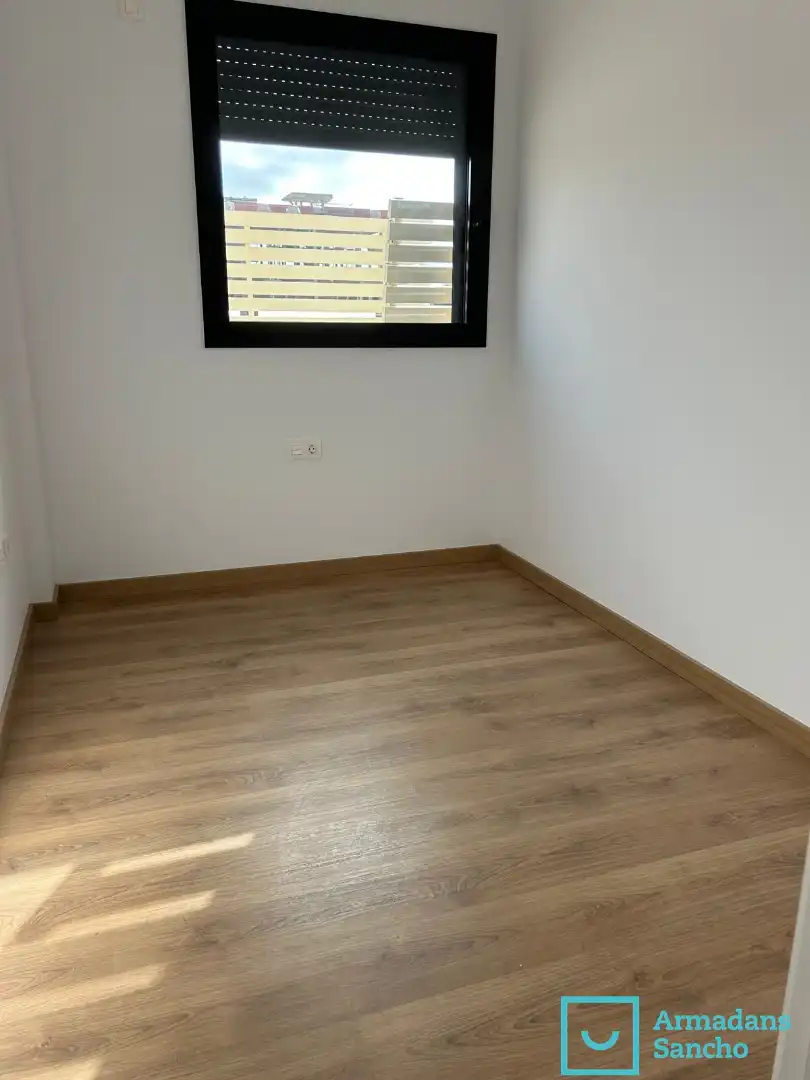 Habitación de Piso de alquiler en Plaça Europa - Port Aventura