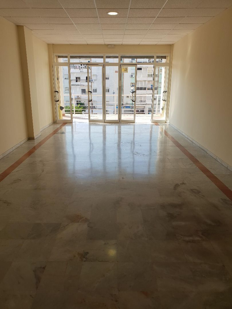 Premises for sale in Mairena del Aljarafe