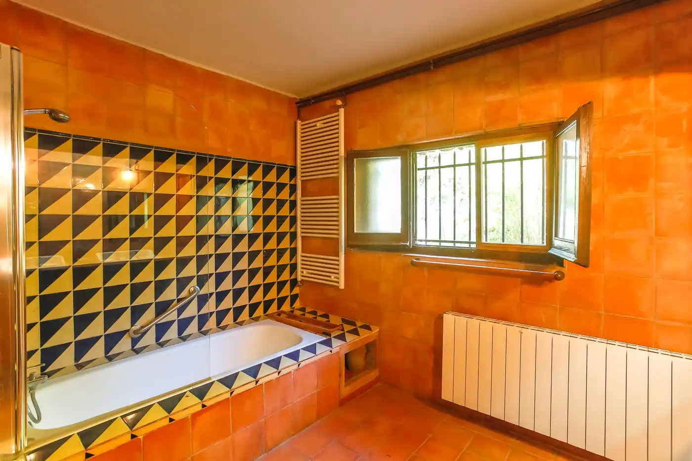 Bathroom of Country homes for sale in Sant Martí Vell