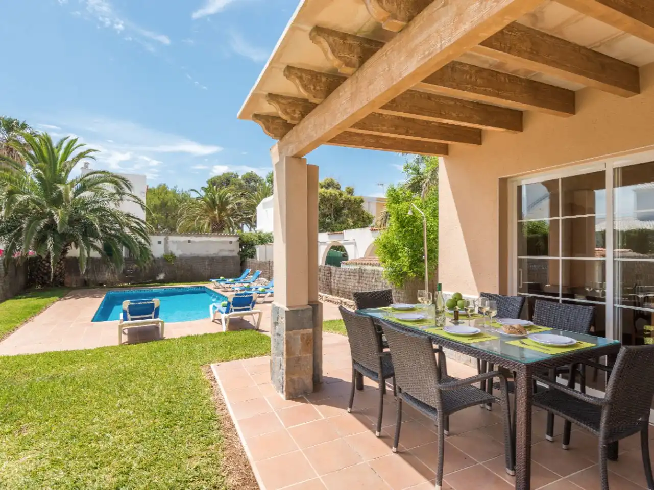 Chalet con jardín en venta en Carrer Sabellarol 3, imagen 2