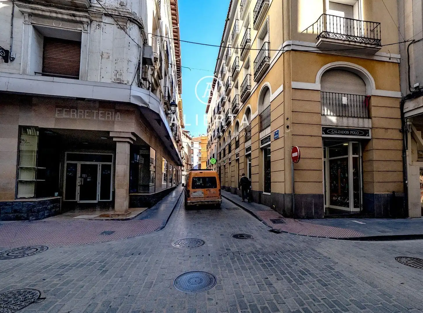 Nave industrial en venta en Río Jalón, Plaza de Toros - Barón de Warsage