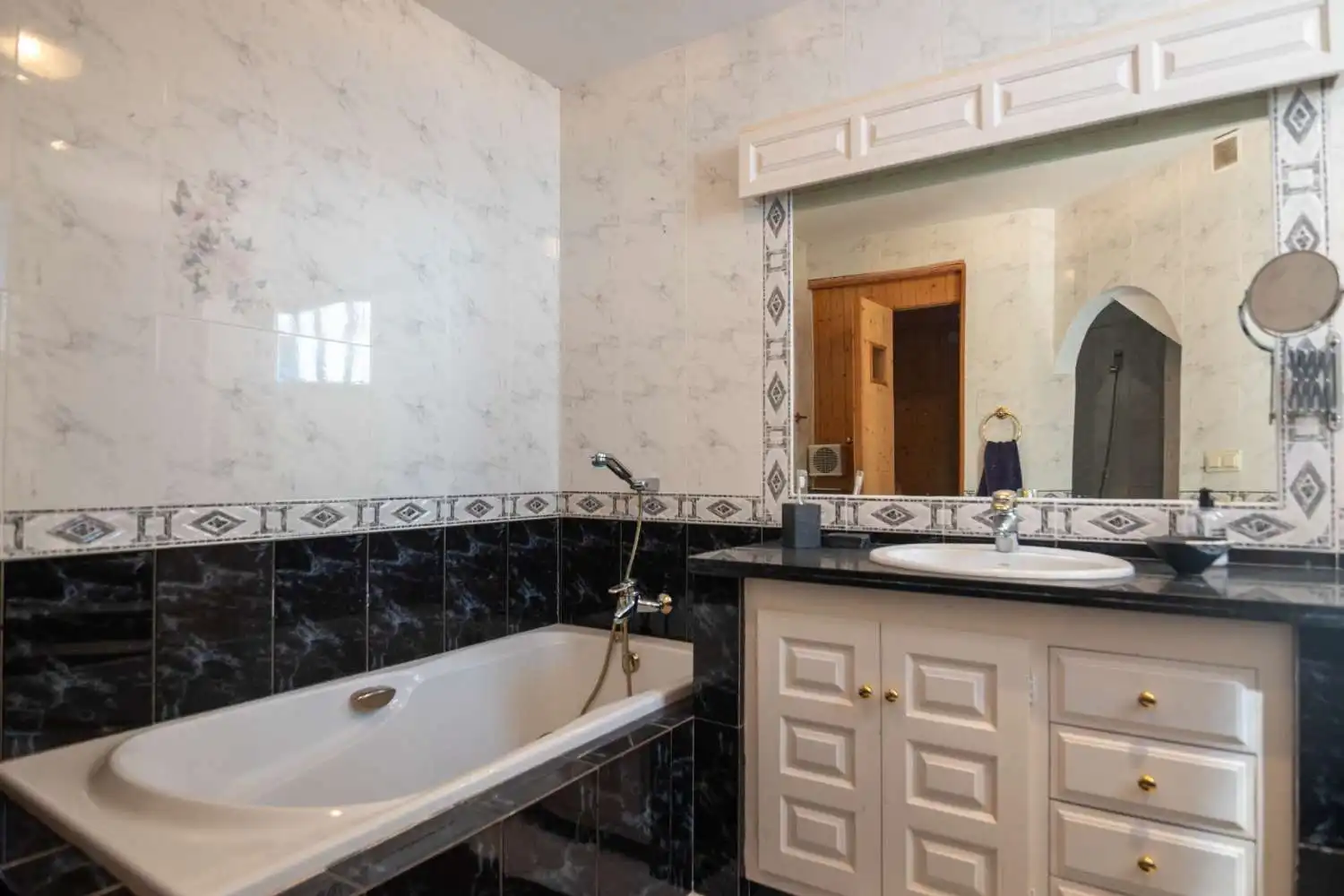 Detached house with pool for sale in Centro, imagen 53