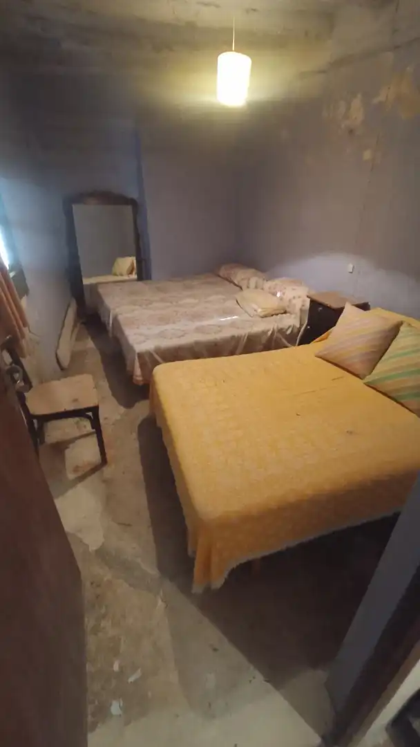 Habitación de Finca rústica en venta en Camporrélls con Calefacción, Trastero y Amueblado