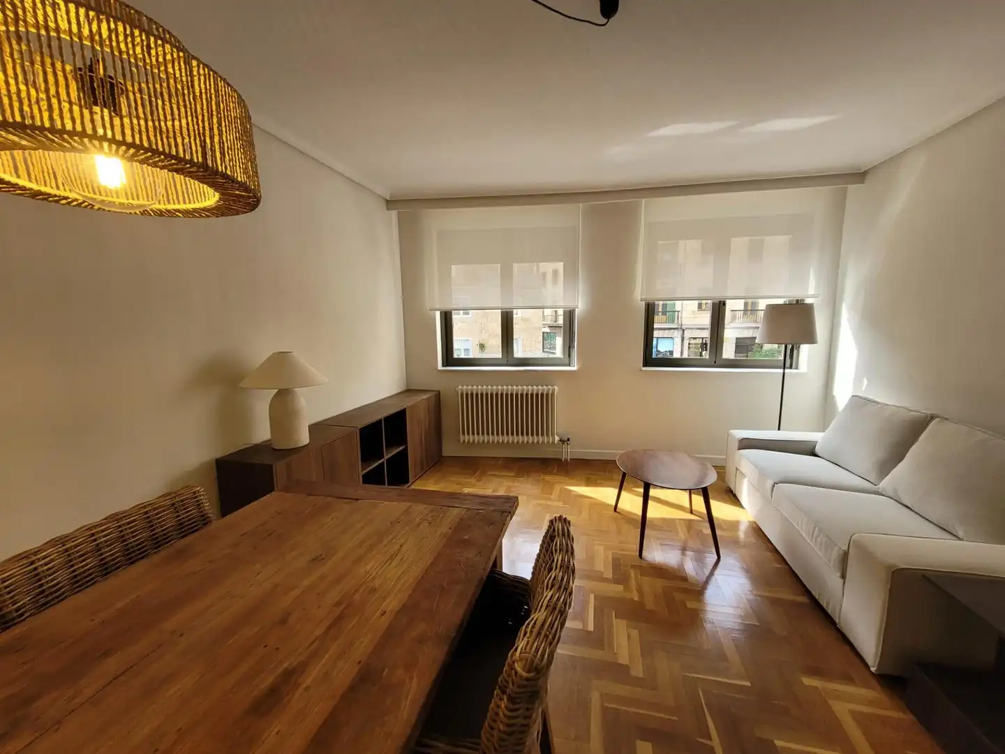 Living room of Apartments for rent in Salamanca  with Heating, Parquet flooring and Furnished