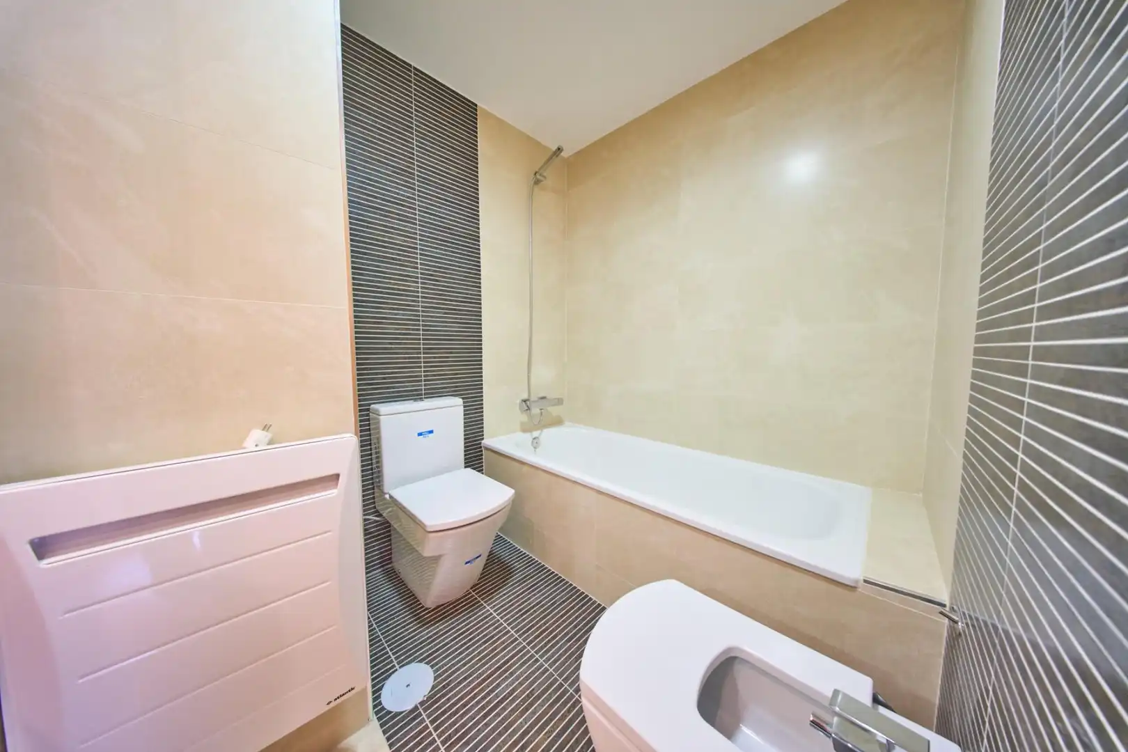 Baño de Piso en venta en Granada