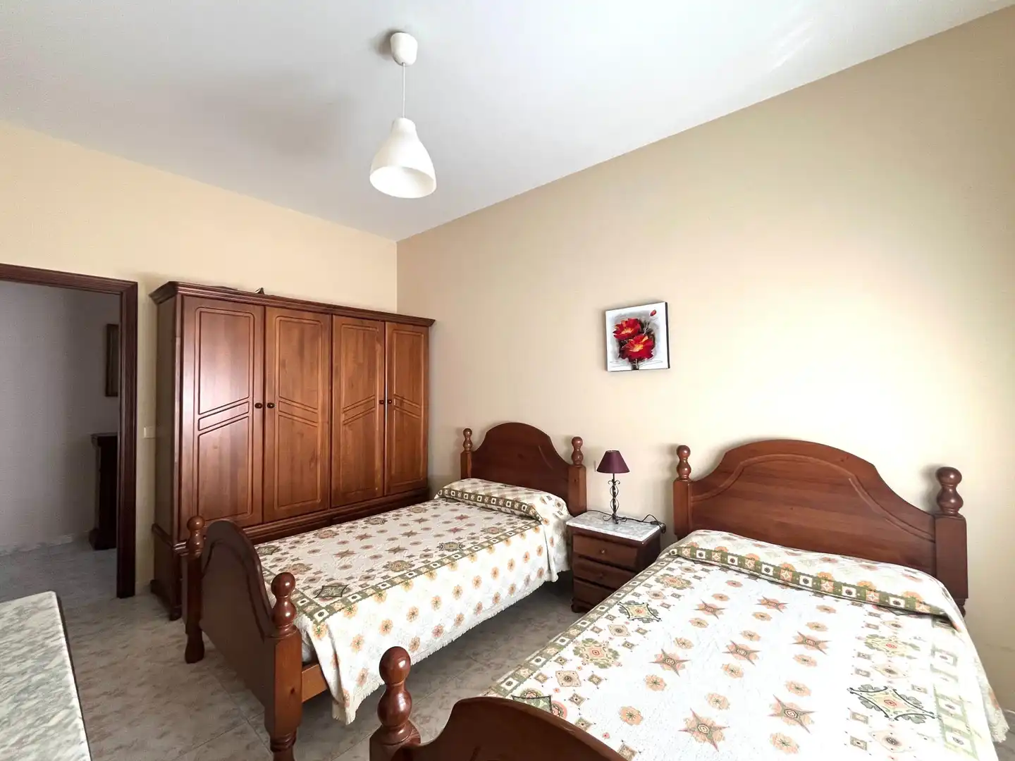 Habitación de Casa adosada en venta en Boiro con Terraza, Amueblado y Balcón