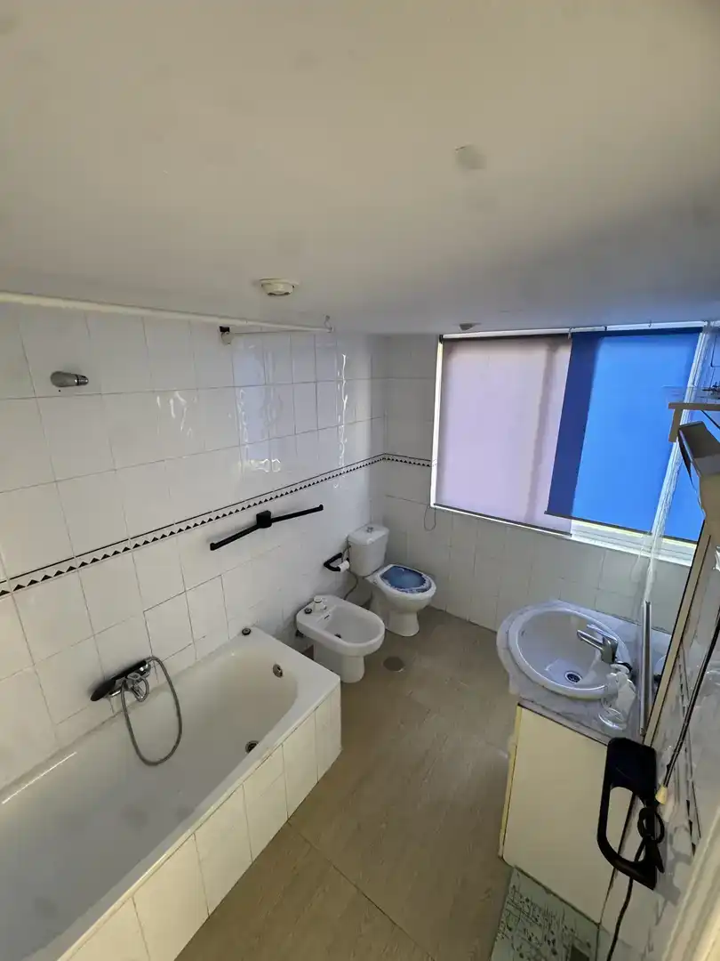 Badezimmer von Wohnung zum Verkauf in Albolote mit Balkon