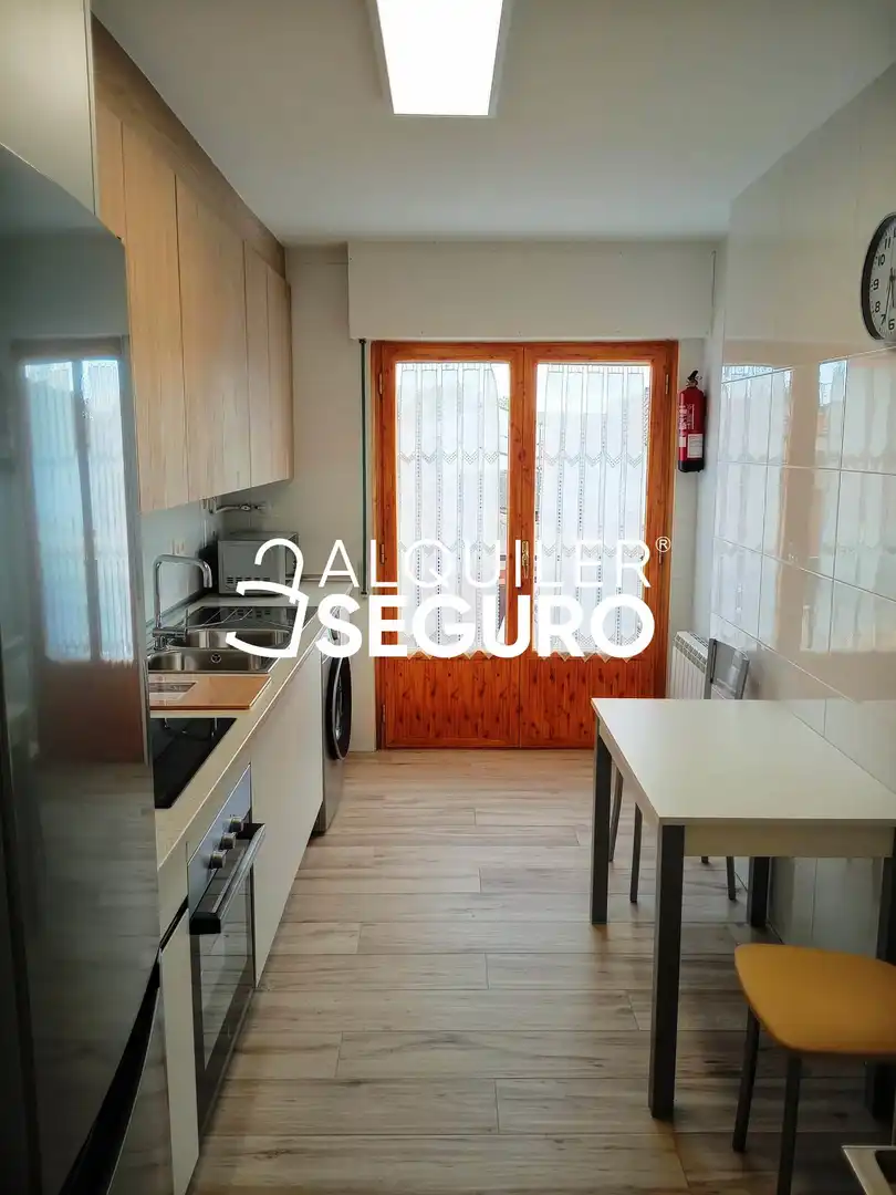 Küche von Wohnung zur Miete in Fuensaldaña mit Heizung und Möbliert
