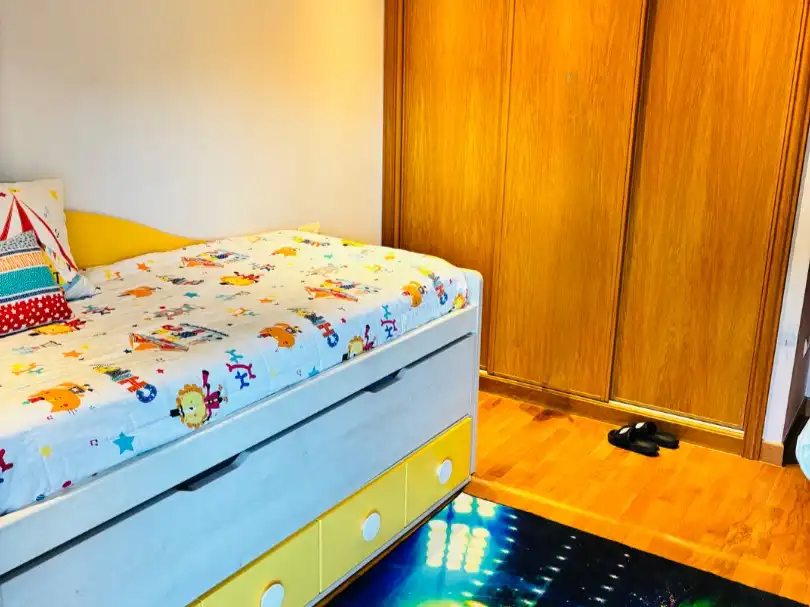 Schlafzimmer von Wohnung zum Verkauf in Errenteria mit Terrasse und Balkon