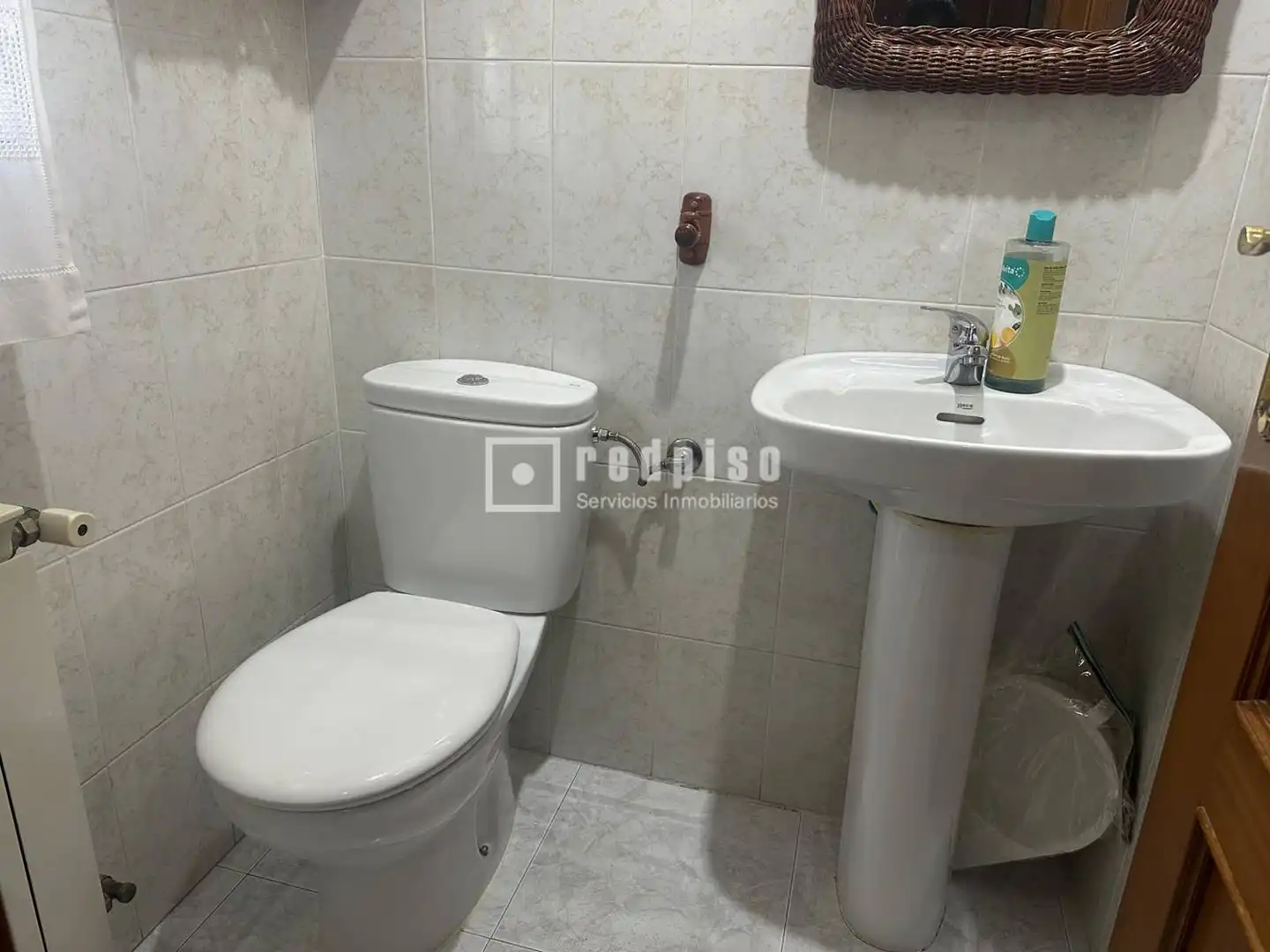 Bany de Casa o xalet en venda en Azuqueca de Henares amb Aire condicionat, Calefacció i Jardí privat