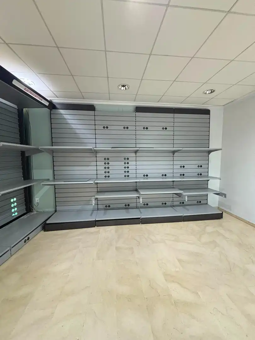 Local commercial à vendre à Valdepeñas, imagen 7