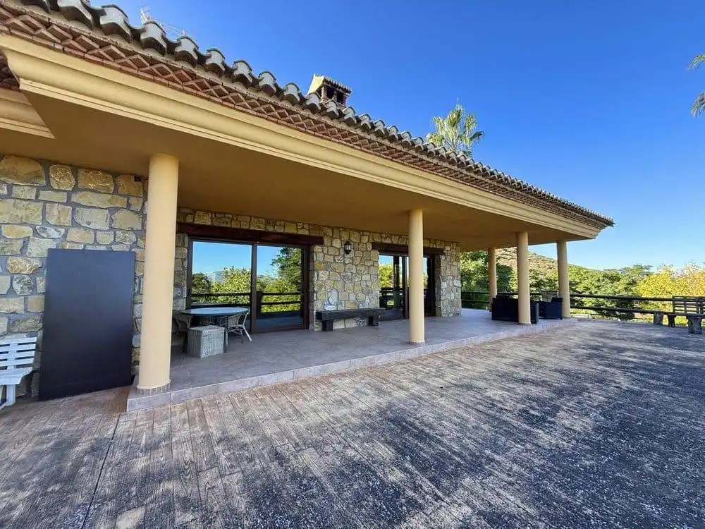 Vista exterior de Finca rústica en venta en Colomera con Calefacción, Terraza y Piscina
