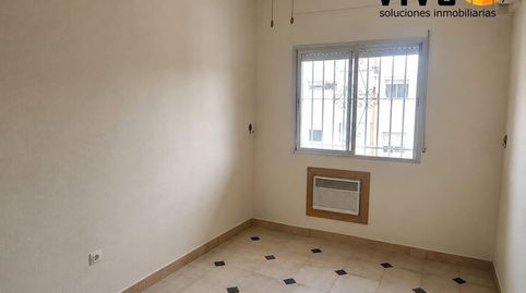 Foto 5 de Piso en venta en El Torrejón - El Cerezo, Sevilla Capital