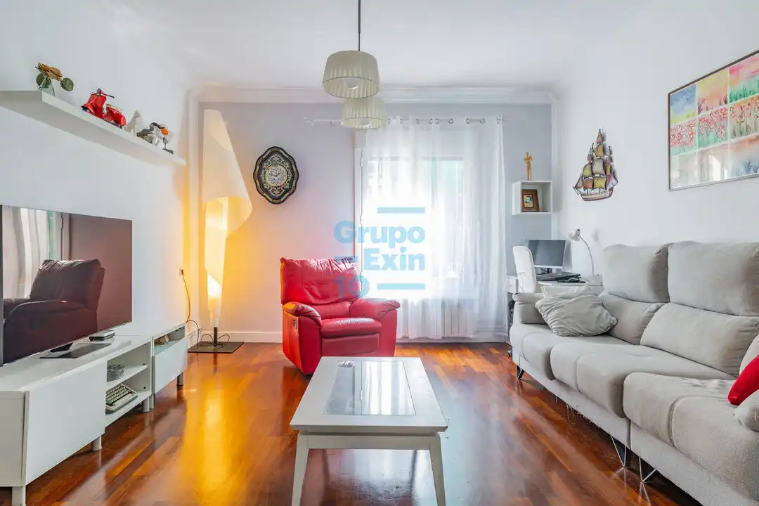 Sala de estar de Piso en venta en Donostia - San Sebastián  con Calefacción