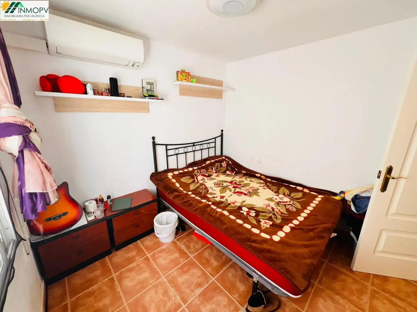 Habitación de Casa adosada en venta en Vinaròs con Aire acondicionado, Calefacción y Jardín privado