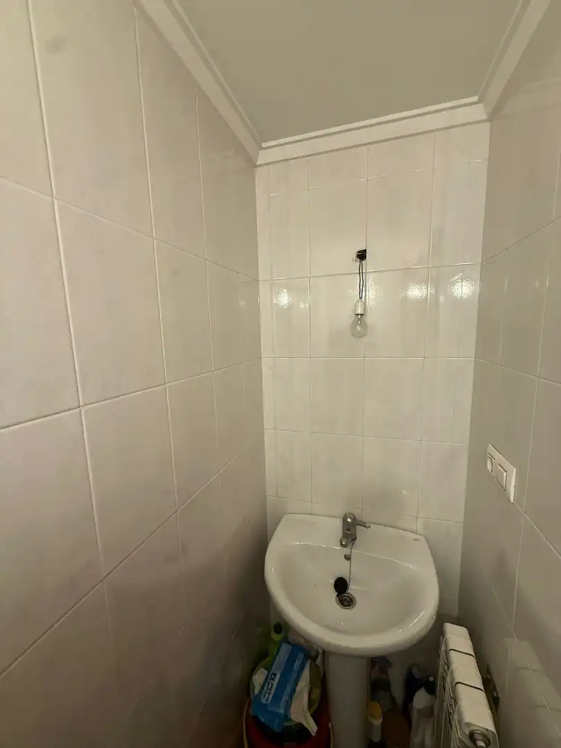 Badezimmer von Wohnung zum Verkauf in Oviedo  mit Heizung, Terrasse und Abstellraum