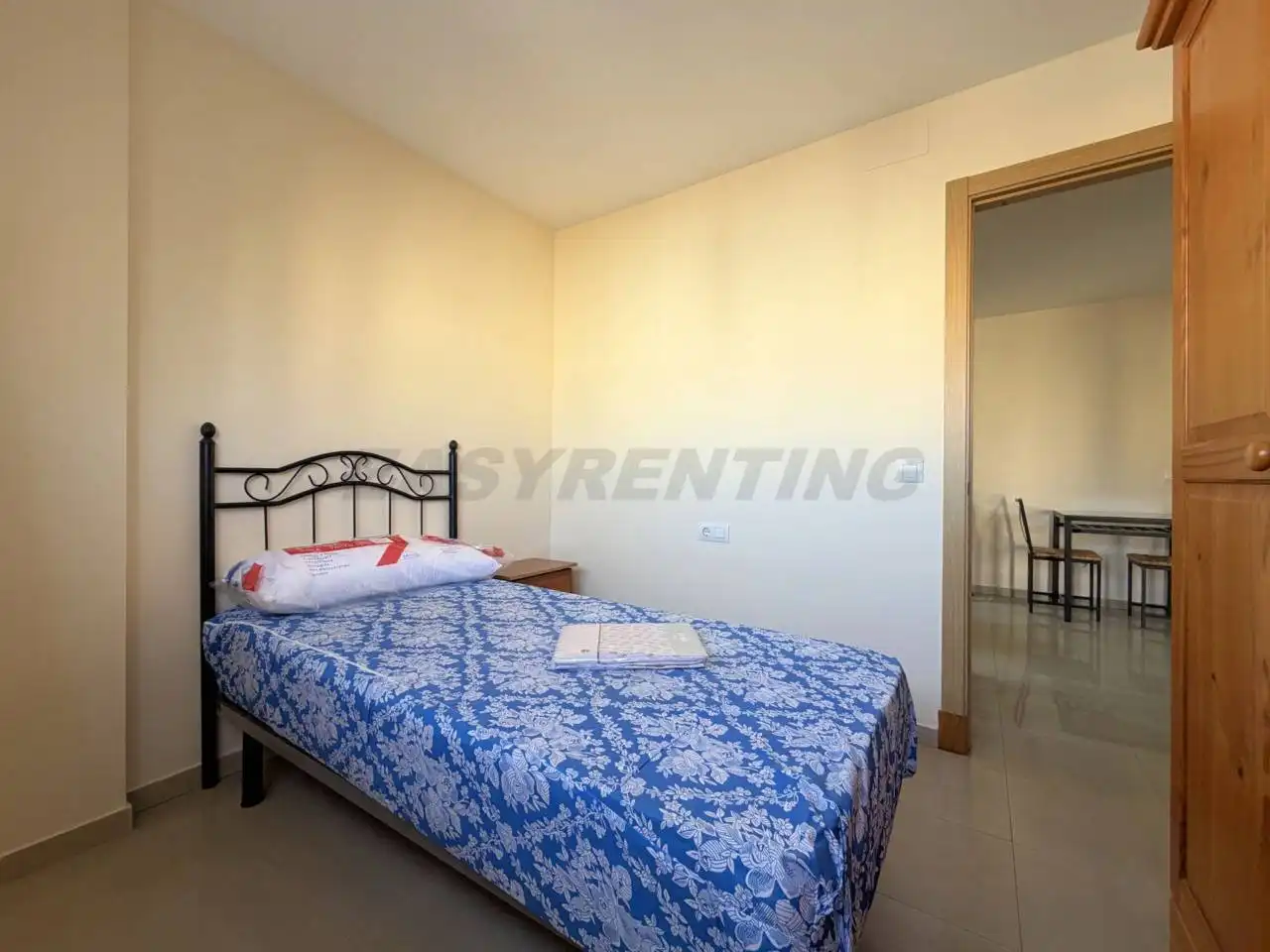 Bedroom of Flat for rent in La Línea de la Concepción  with Terrace and Furnished
