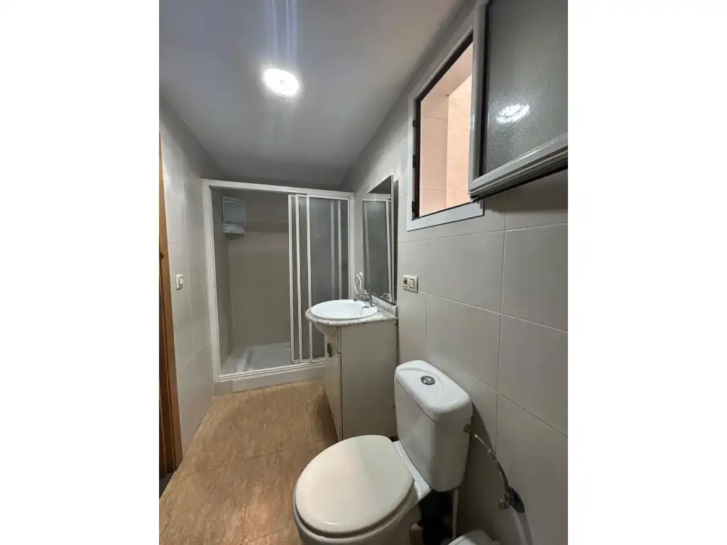 Bany de Casa o xalet en venda en Valencia amb Aire condicionat