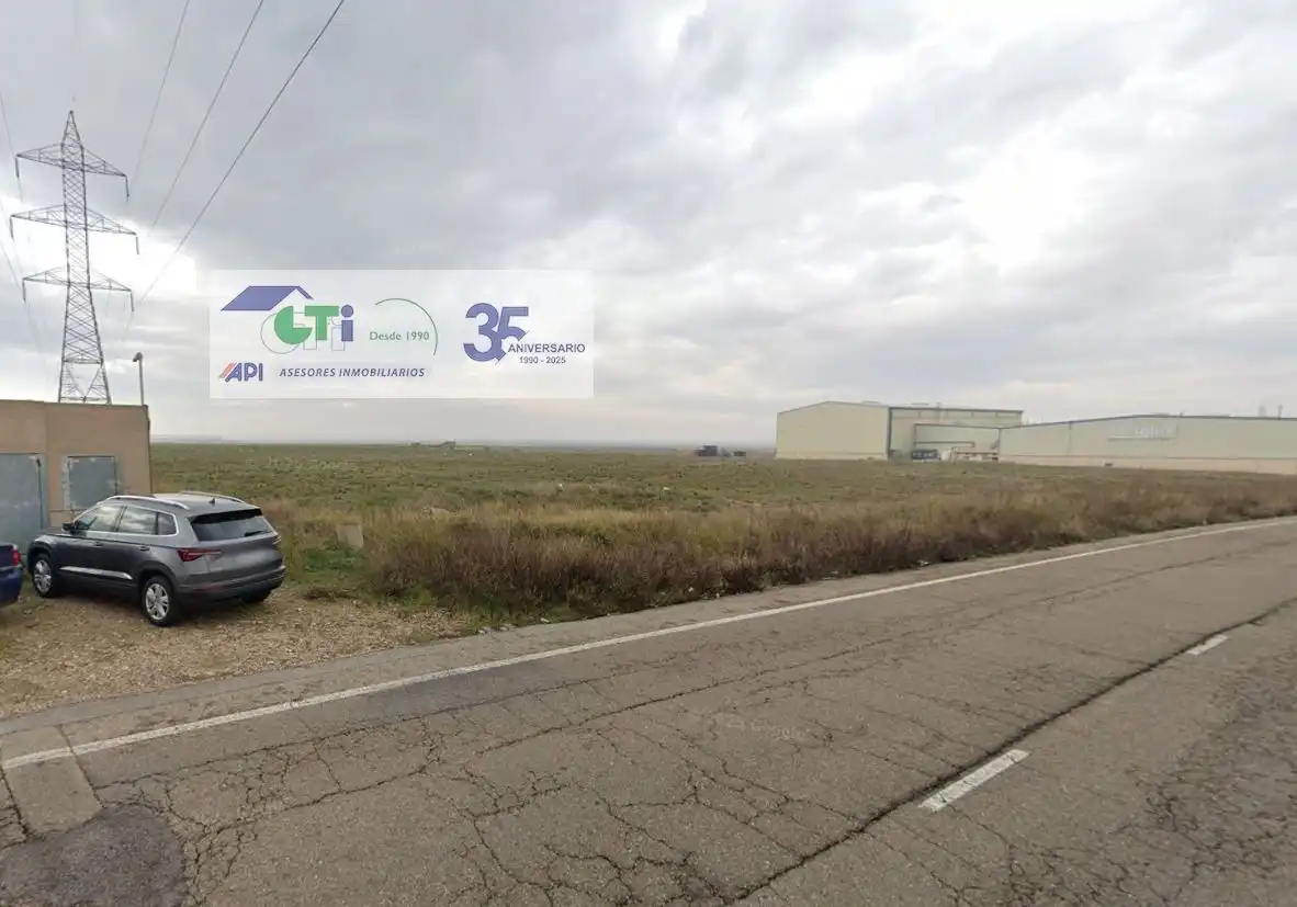 Lands and plots for sale in Calle Aneto, imagen 4