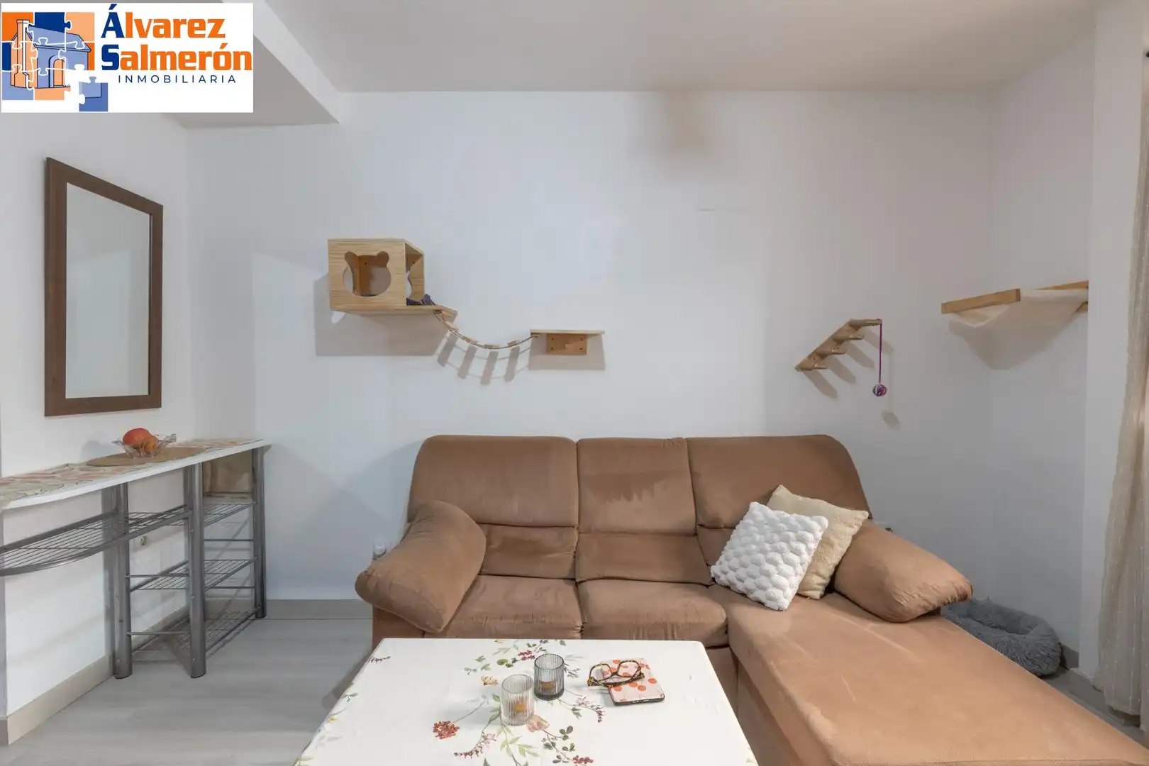 Living room of Flat for sale in Granada  with Air Conditioner