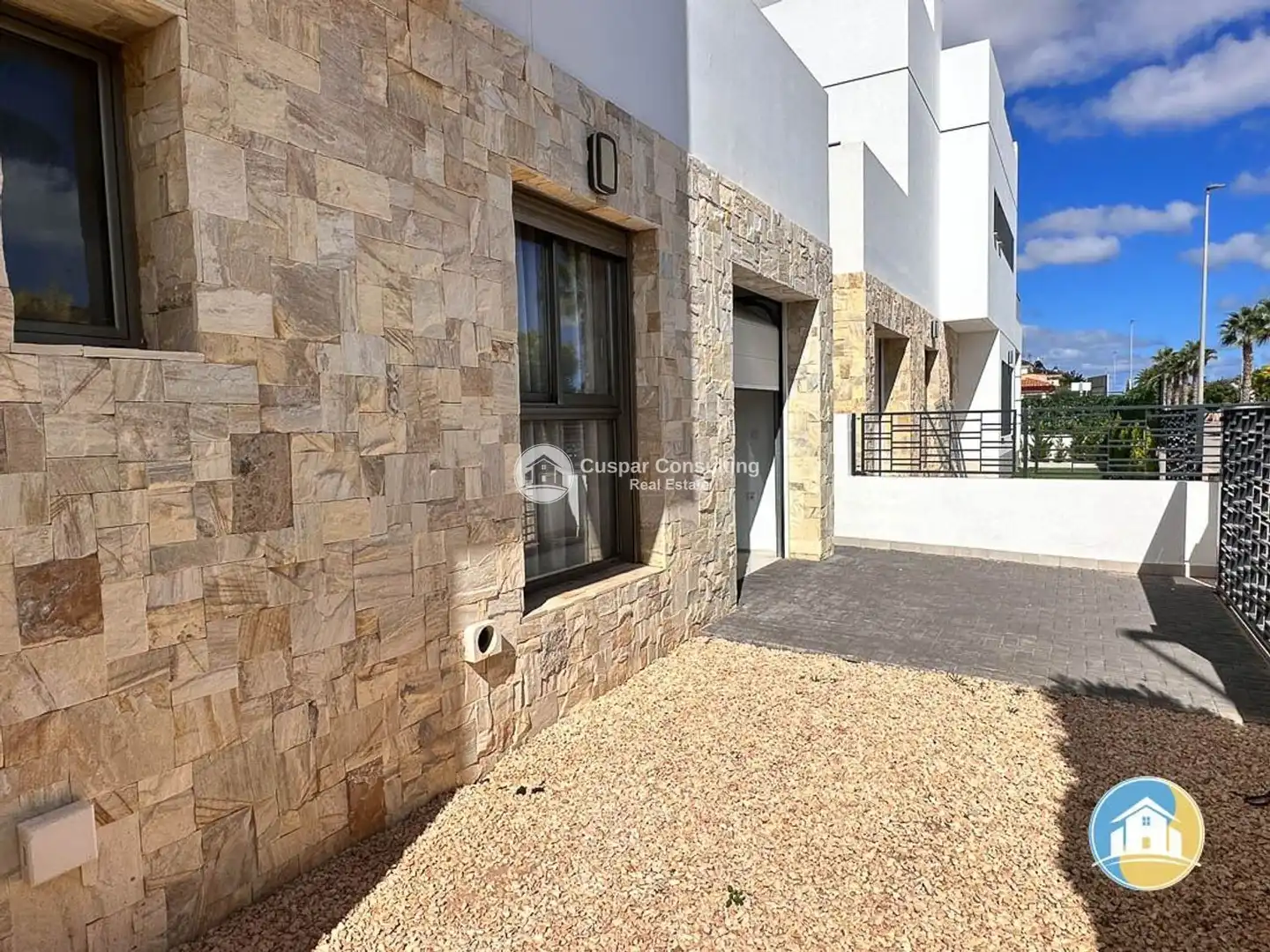 Vista exterior de Casa o xalet en venda en Los Alcázares amb Aire condicionat, Calefacció i Terrassa