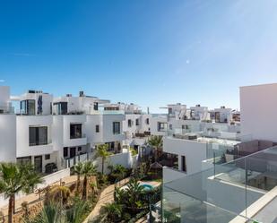 Exterior view of Single-family semi-detached for sale in Fuengirola  with Air Conditioner, Heating and Private garden