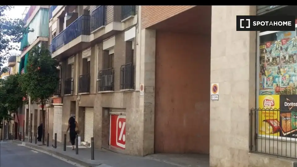 Habitació a Trinitat Vella