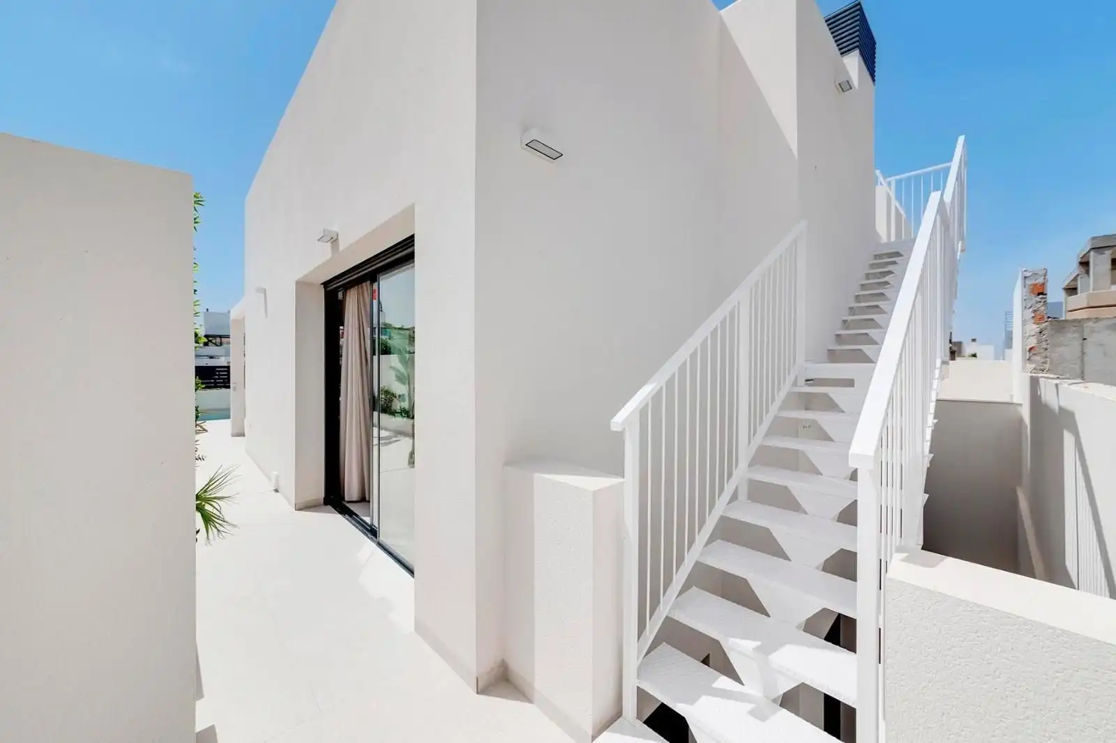 Vista exterior de Casa o chalet en venta en Rojales con Jardín privado, Terraza y Piscina