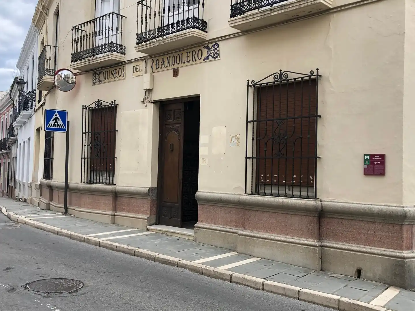 Piso en venta en Calle ARMIÑAN, Casco Histórico