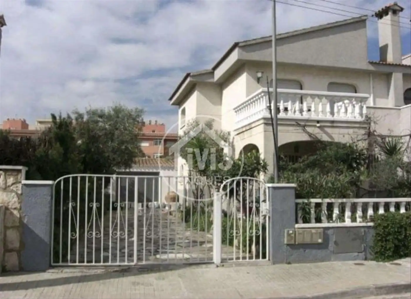 Haus zum Verkauf in Carrer Llastres