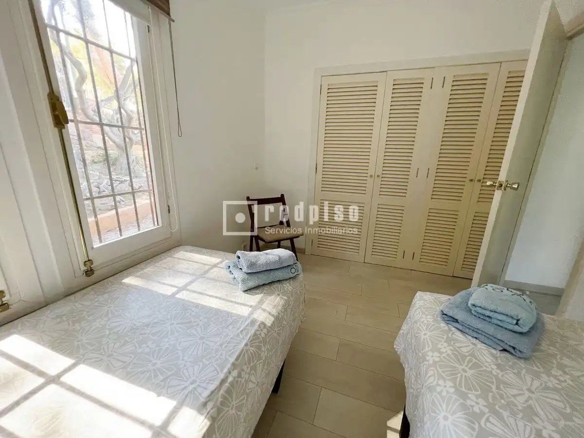 Habitación de Casa o chalet en venta en Málaga con Aire acondicionado, Jardín privado y Terraza