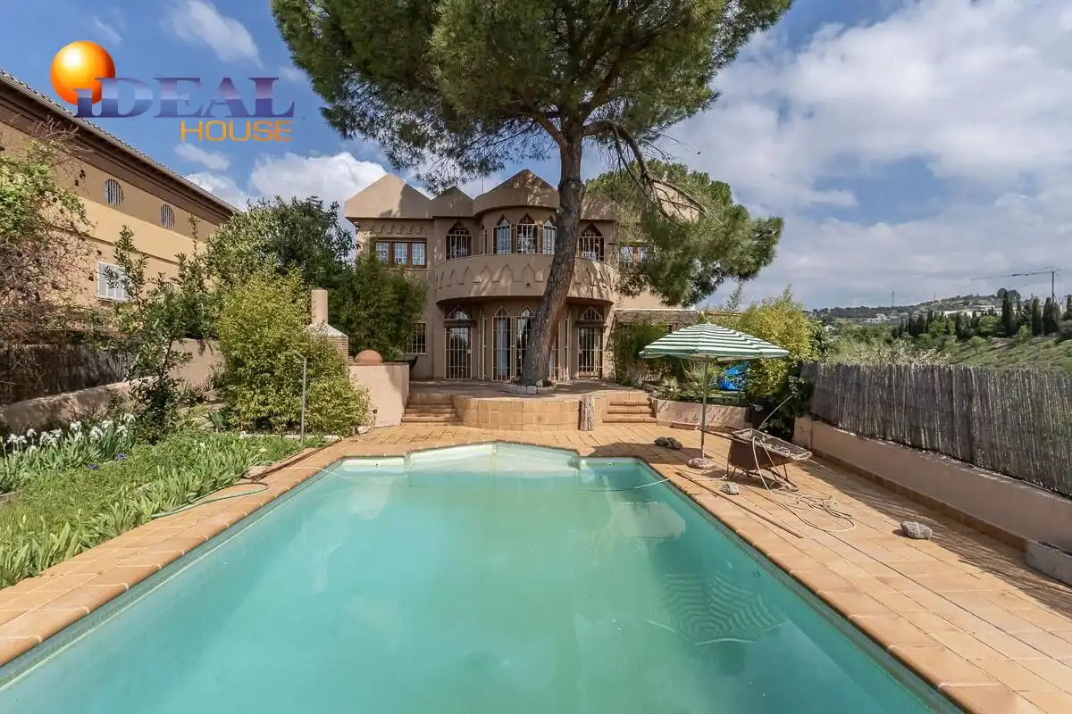 Casa con terrazza in vendita a Calle ARCES UR.MONTELUZ, imagen 4