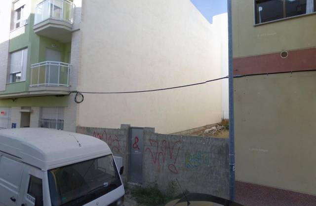 Terreno residencial en Venta en Calle ausias march en Xeraco