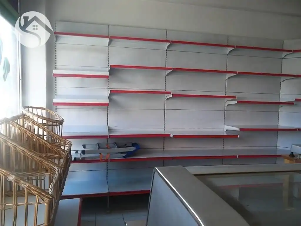 Local comercial de lloguer a Reyes Católicos - Paseo San Antonio, imagen 3