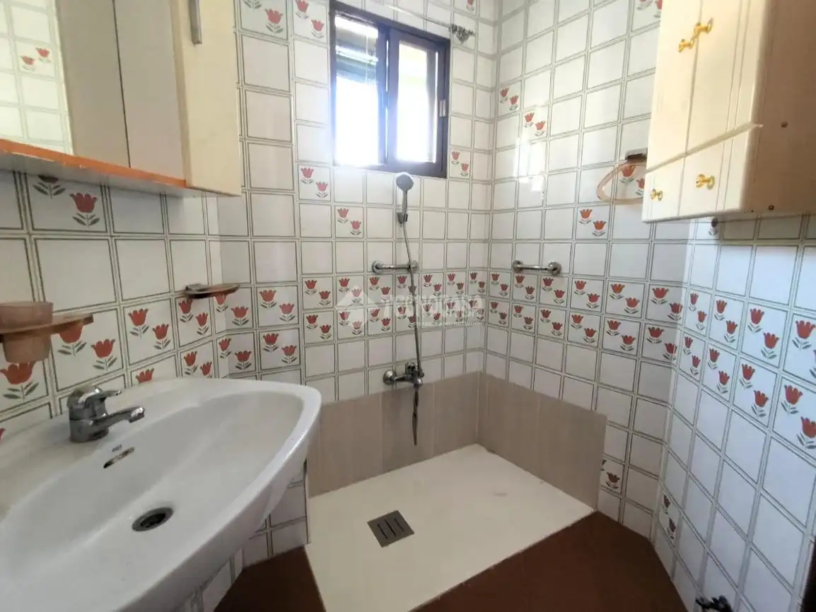 Baño de Casa adosada en venta en Guadix