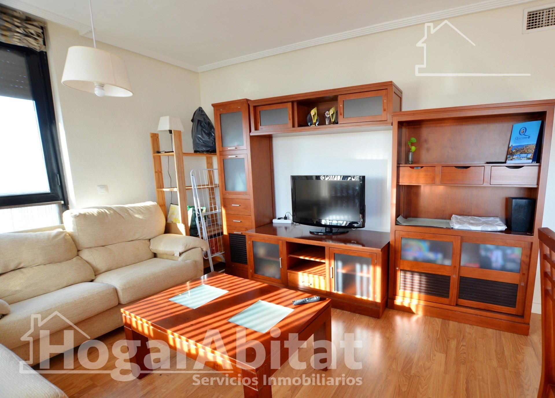 Living room of Flat for sale in San Vicente del Raspeig / Sant Vicent del Raspeig  with Air Conditioner, Private garden and Storage room