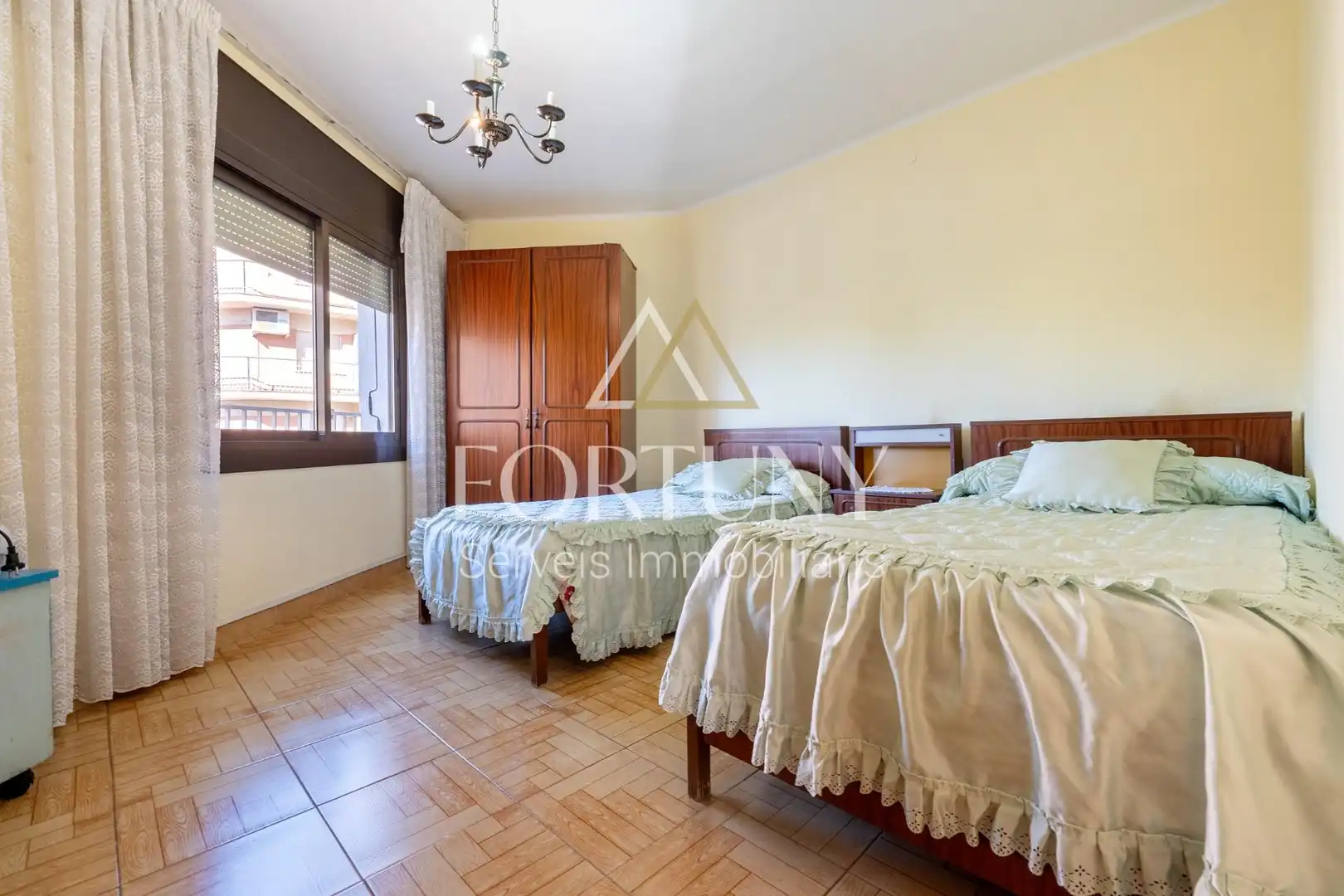 Habitación de Piso en venta en Reus con Balcón