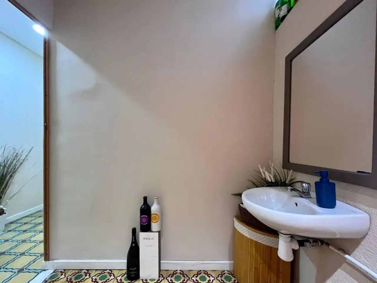 Badezimmer von Geschaftsraum zur Miete in Sant Sadurní d'Anoia mit Klimaanlage