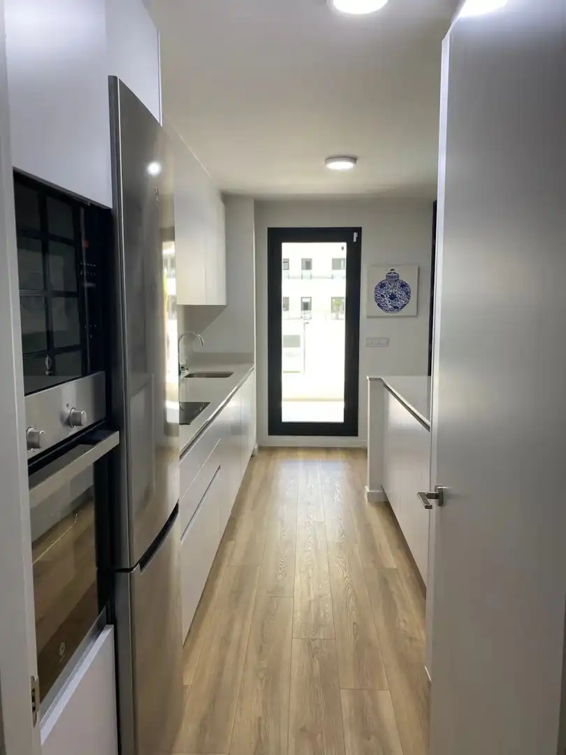 Cocina de Piso para compartir en Bellavista - La Palmera